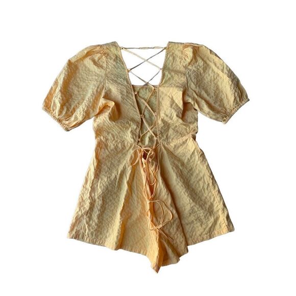 ASOS Yellow Seersucker Puff Sleeve Lace Up Back Romper - Picture 5 of 12